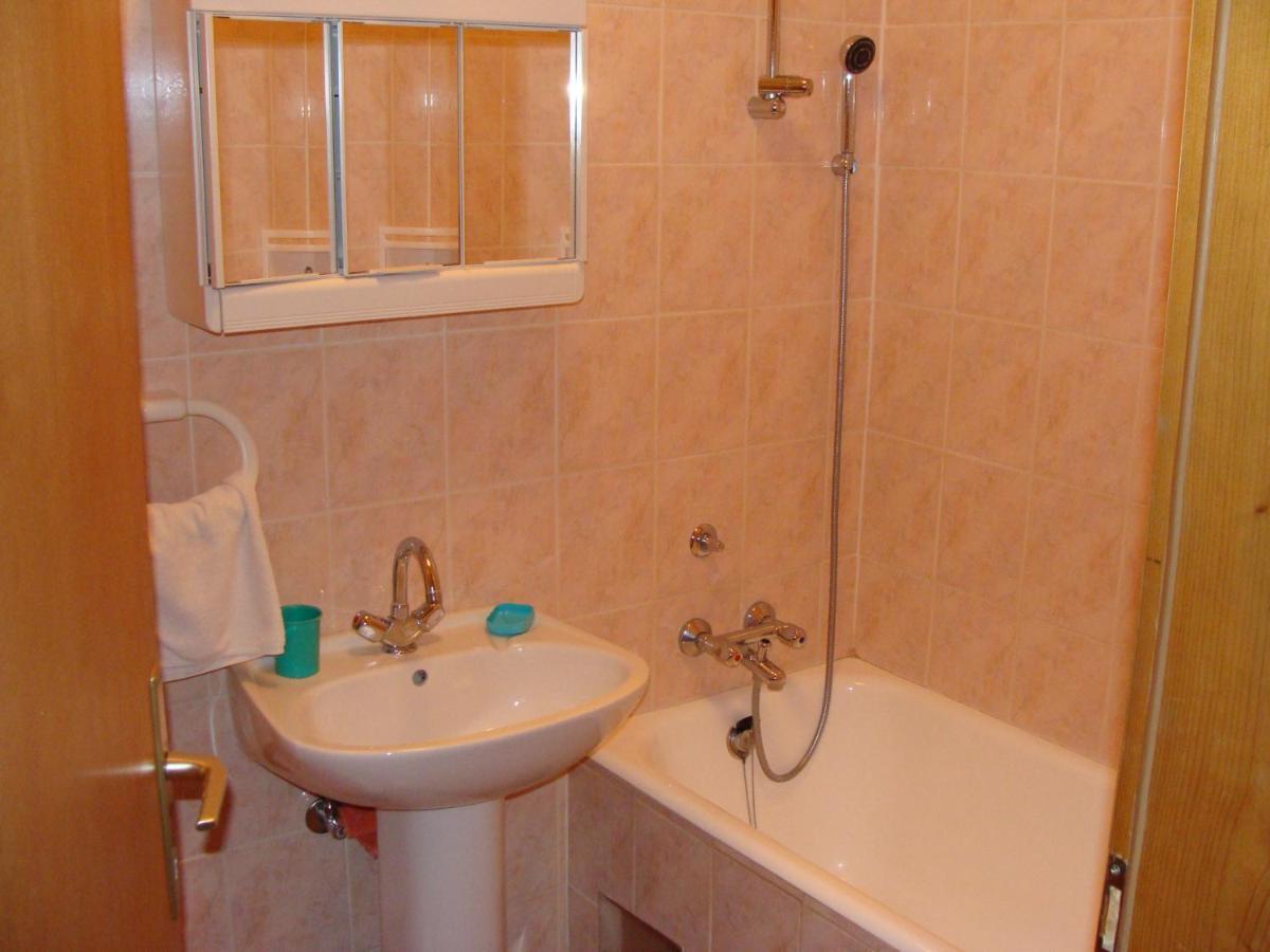 Apartmani Svetina Vodice Exterior foto